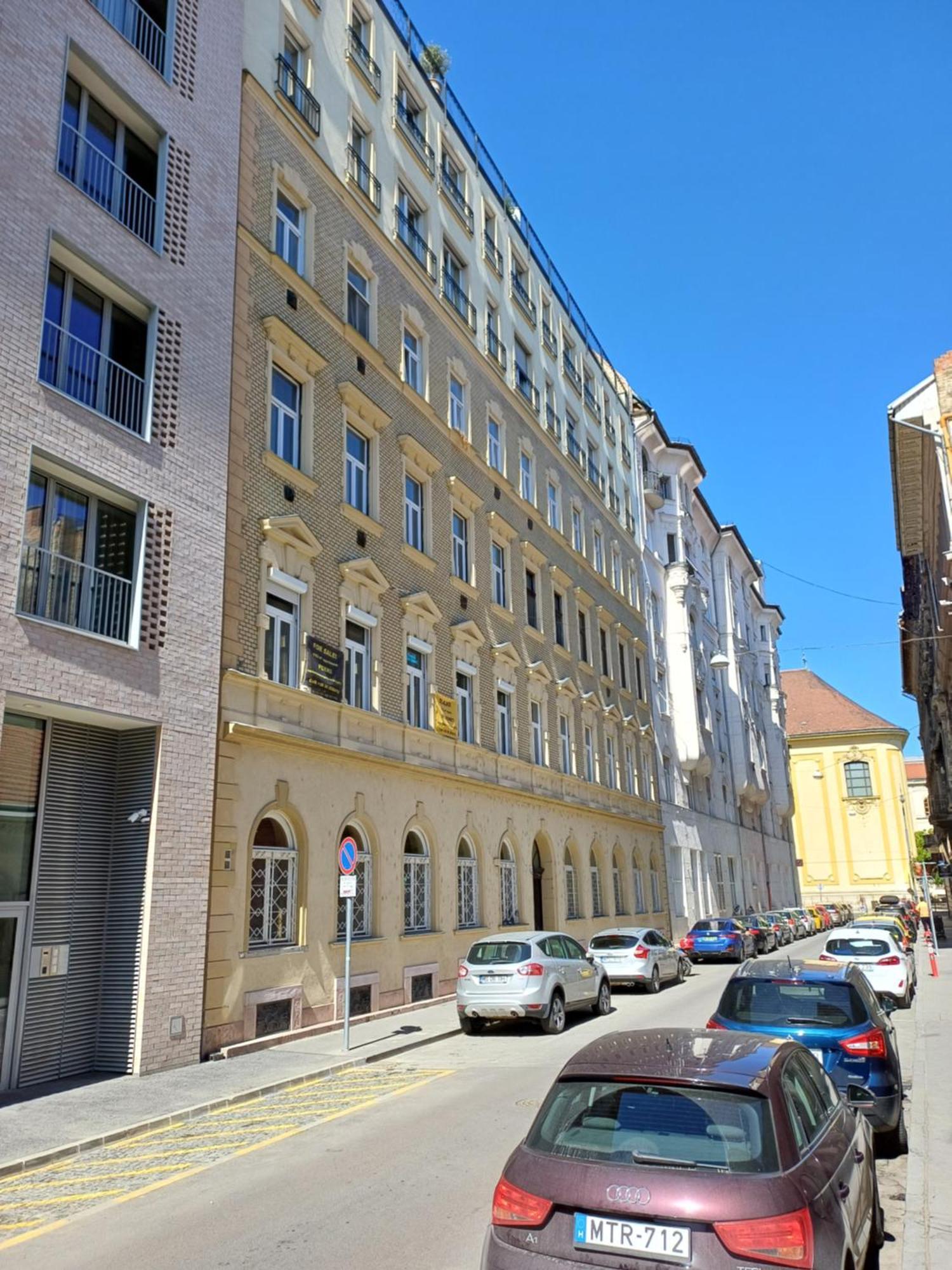Downtown Acacia Str Apartment Boedapest Buitenkant foto